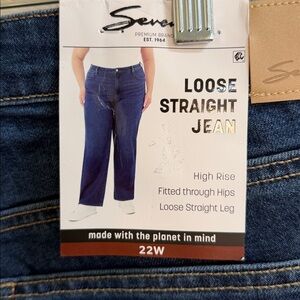 NWT Size 22W Seven7 Loose Straight Jean